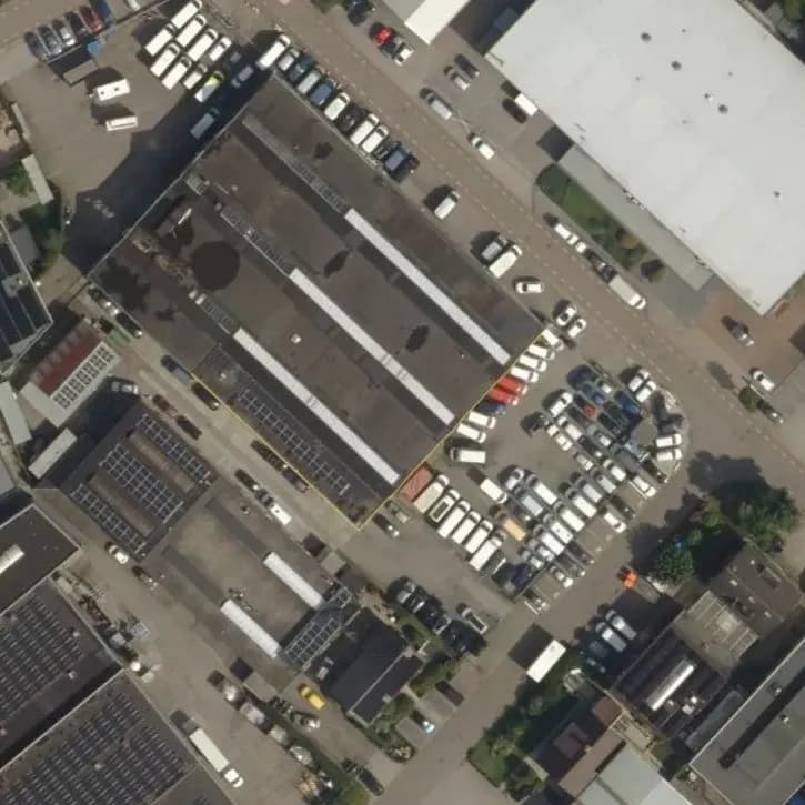 Verlaten autogarage