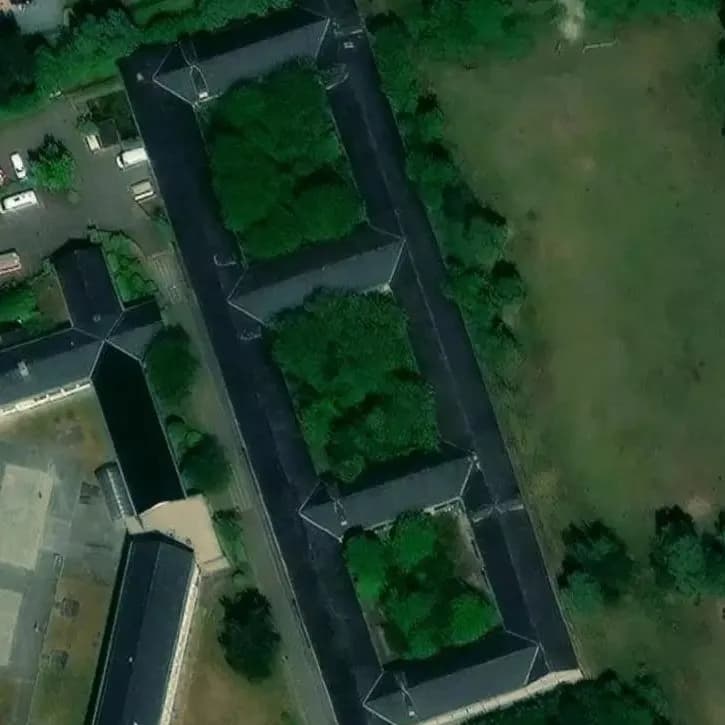 Verlaten School